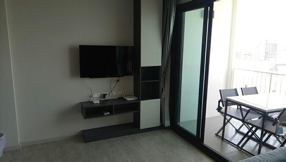 Appartement The Base Pattaya By Feng Extérieur photo